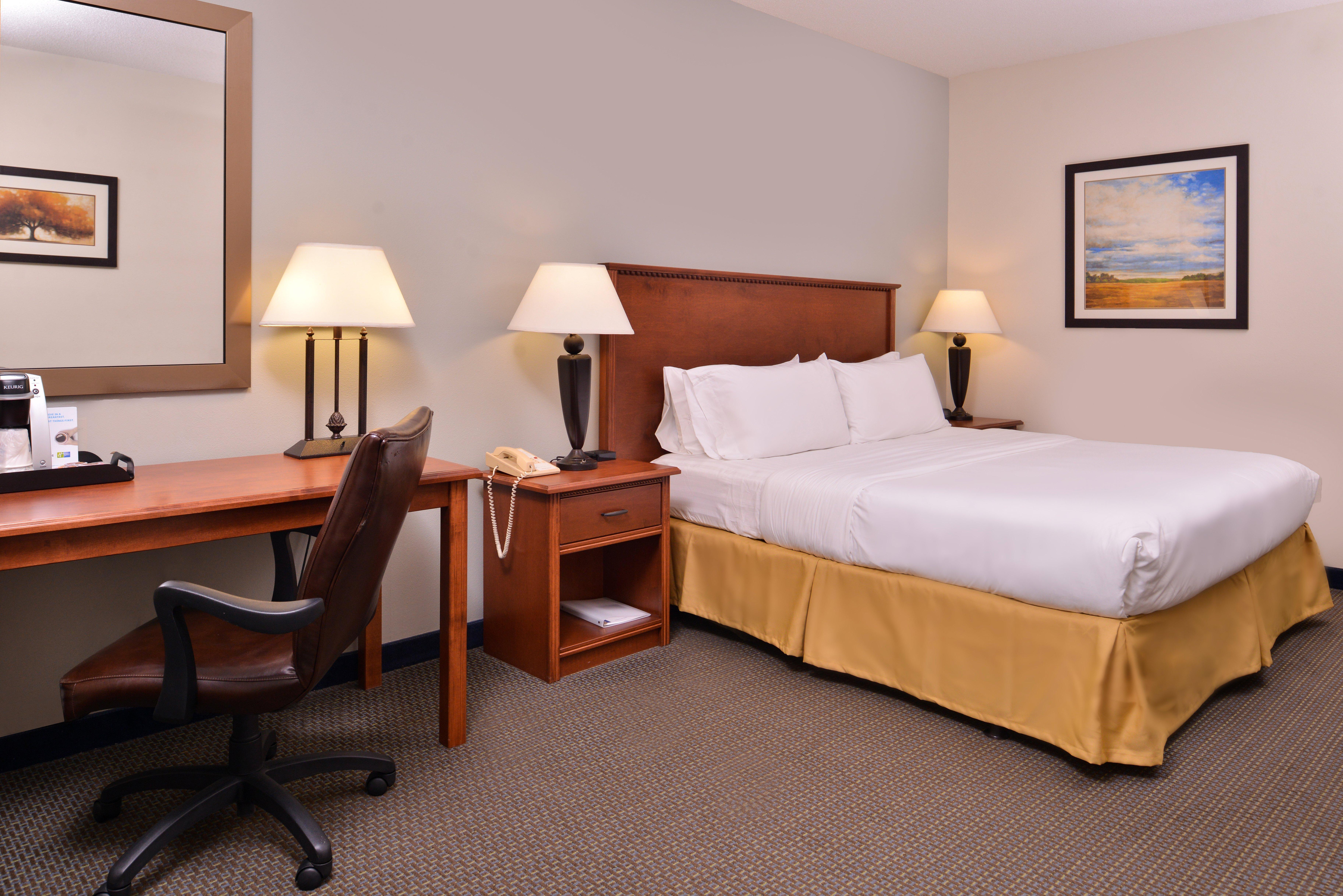 Holiday Inn Express Hotel & Suites Sioux Falls At Empire Mall By Ihg Exterior foto