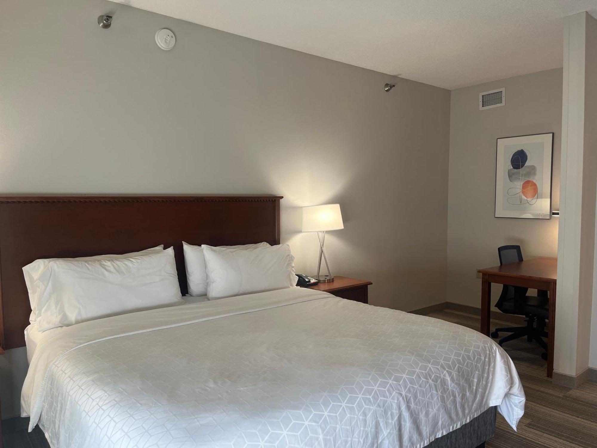 Holiday Inn Express Hotel & Suites Sioux Falls At Empire Mall By Ihg Exterior foto