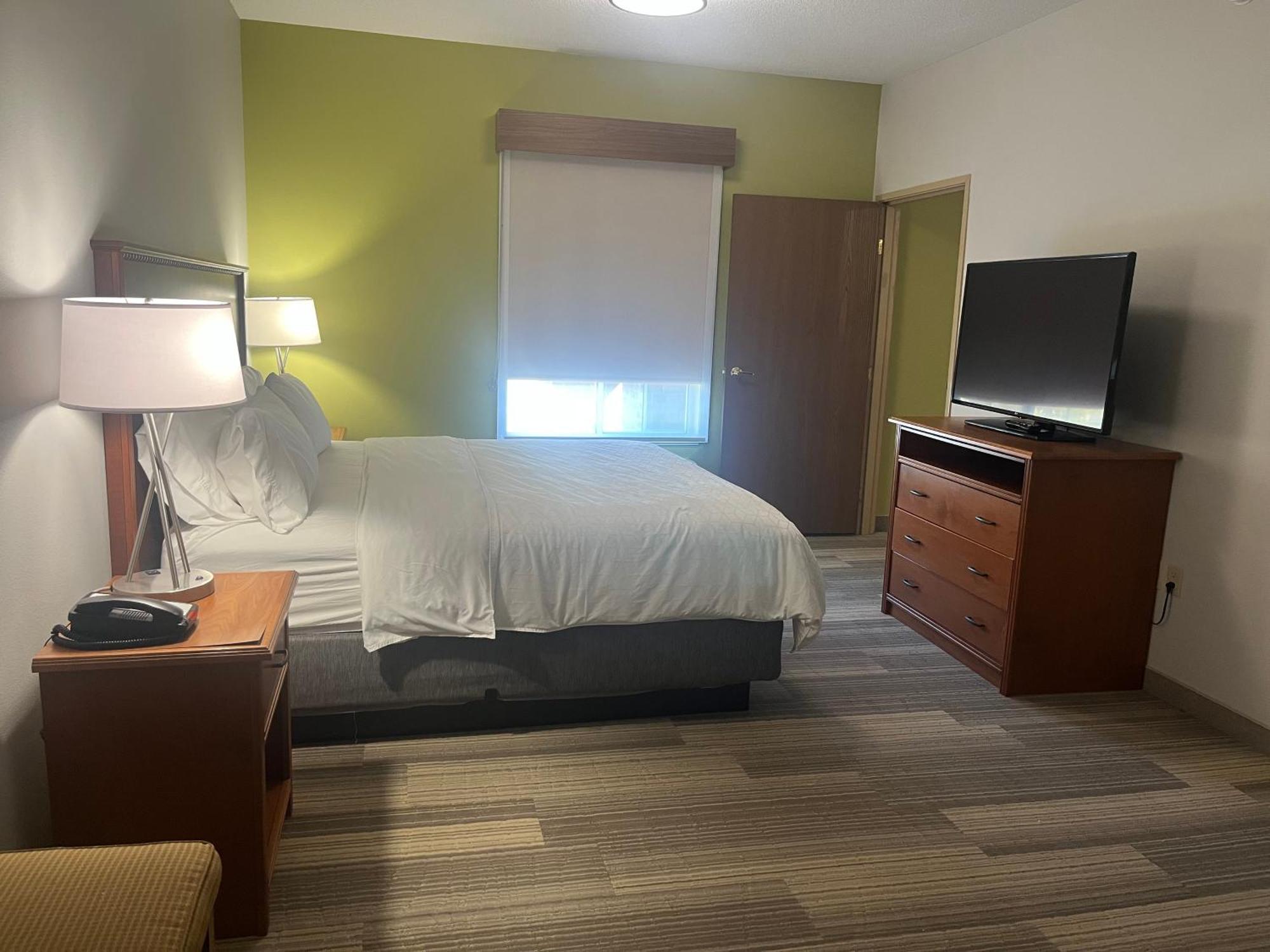 Holiday Inn Express Hotel & Suites Sioux Falls At Empire Mall By Ihg Exterior foto